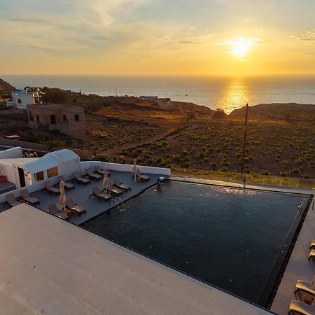 Serenita Luxury Suites Akrotiri  Luaran gambar